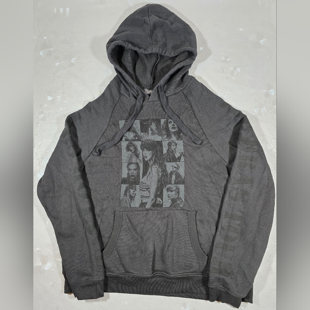 Taylor Swift The Eras Tour US Dates Hoodie  Sz XL Black Gray Sweatshirt